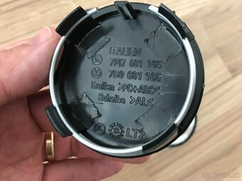 Stredové krytky - pukličky diskov - 6