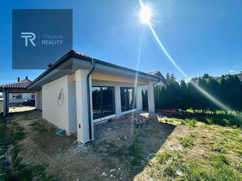 TRNAVA REALITY - Postavený RD s prístreškom a terasou, obec - 6