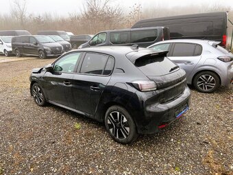 PEUGEOT 208 AUTOMAT REZERVOVANÉ - 6