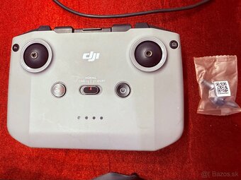 Dron DJI Mavic 3 - Fly More Combo - 6