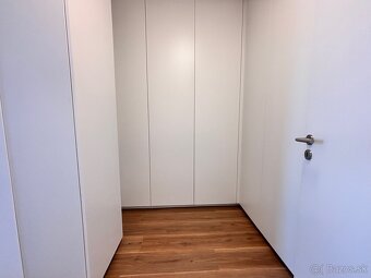 TREEF / 2-izbový byt, loggia, parkovanie / OPOJ - 6