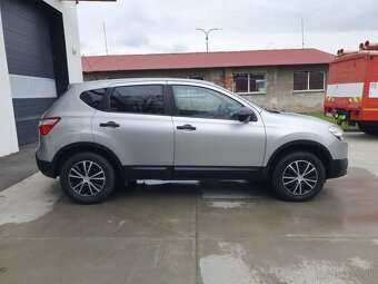 Nissan Qashqai 1.6i Tekna 4x2 (EU5) - 6