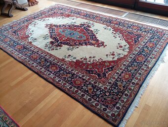 Krásny svetlý ručne viazaný perzský koberec 340x225 cm - 6