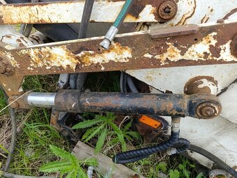 Hydraulický piest - 6