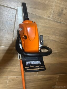 Motorová píla stihl MS251C - 6