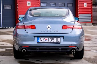 Renault Laguna Coupé 3.0DCi V6 2010 AT/6 - 6