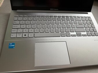 Predam ASUS notebook Intel - 6