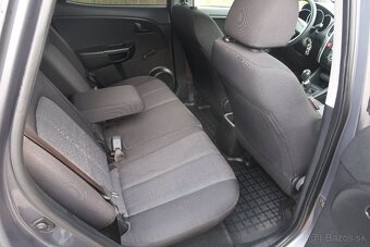 Kia Venga 1.4 66kw r.v. 2010 - 6