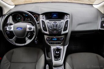 Ford Focus Kombi 1.6 - 6