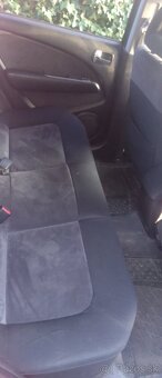 Mitsubishi Outlander 4x4 - 6