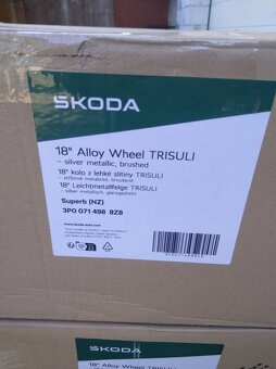 18" alu originál ŠKODA model TRISULI. - 6