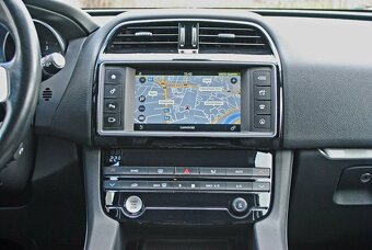 JAGUAR F-PACE 2.0D - PREDAJ AJ NA SPLÁTKY - 6