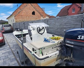 Motorový čln +sonar + vozík - 6