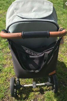 Sportovy kočik Petite&Mars iron green - 6