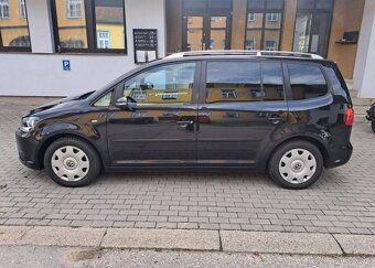 Volkswagen Touran 2,0 TDI Cup Comfort nafta manuál 103 kw - 6