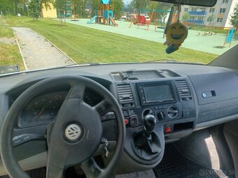 Predám Volkswagen caravelle 9 miestne - 6