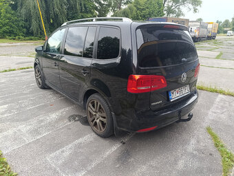 VW Touran 2.0 TDI CR 103KW - 6