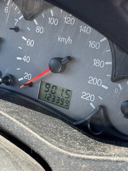 Ford Focus 1.6 - 6