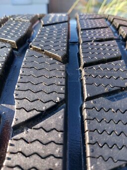 225/45 r17 zimne pneumatiky - 6