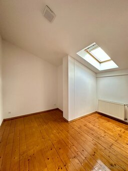 Prenájom 3-izb mezonet v hist.centre TN - Mierové nám. - 6