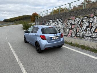 Toyota Yaris 1.5 Hybrid E-CVT - 6