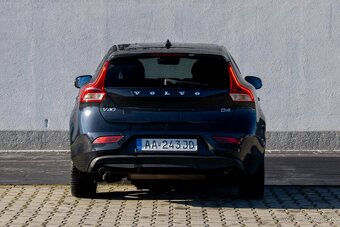 Volvo V40 D4 2.0L Drive-E Momentum - 6