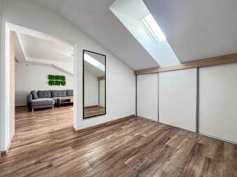 Moderný 3-izbový byt s terasou a parkovaním na prenájom – Ky - 6