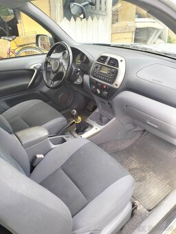 Predám Toyota RAV4 -rezervovane - 6