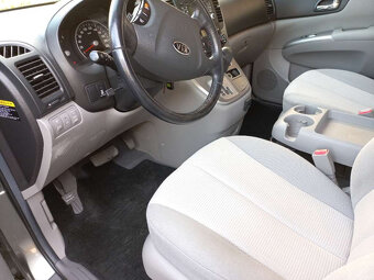 2010 KIA CARNIVAL 2.2 CRDi AT 7-miestne - 6