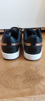 Dámske tenisky Nike 37,5 / Nové - 6