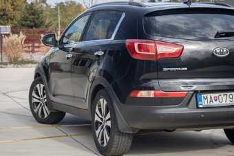 Kia Sportage 2.0 CRDi 4WD - 6