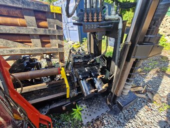 riadeny pretlak Ditch witch AT60 na skalní podvrty - 6