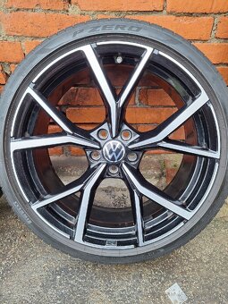 Arteon R-line originál R20 - 6