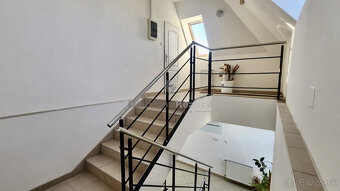 LUX Kancelárie oproti HORNBACHU - 6