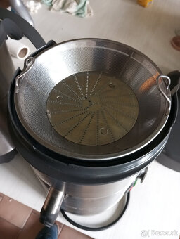 odšťavovač J-80 Ultra Robot Coupe - 6