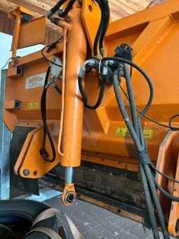 Sypač TS1000 - 6