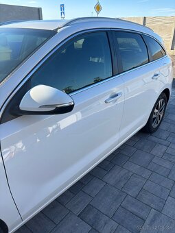 Hyundai i30 CW Family 1.6CRDi 85kw Automat - 6