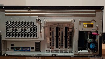 server HP ProLiant ML350e Gen8 - 6