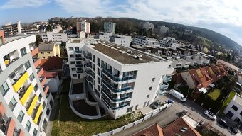 Lukratívny 2-izbový byt s dvoma loggiami v centre Trenčína - 6