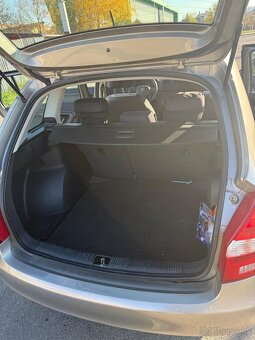 Ponúkam na predaj Škodu Fabia AC kombi r.2016 - 6