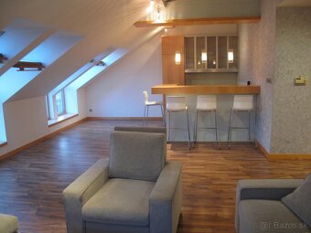 Prenajmem nadštandardný podkrovný byt na Vajanského nábreží - 6