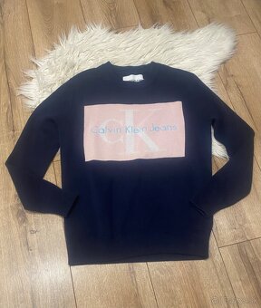 Calvin Klein sveter - 6