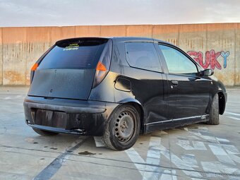 Fiat Punto 1.9 JTD - 6