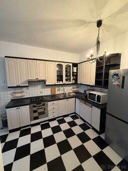 Kuchynská linka za odvoz a 200 Eur - 6