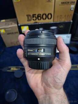 Nikon 5600 DSLR + 2 OBJEKTÍVY - 6