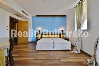 Prostorný apartmán 2+kk s výhledem na moře a hory – Elenite - 6