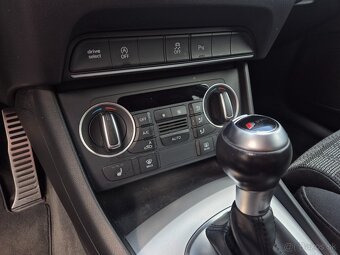 Audi Q3 2,0TDI QUATRO - 6