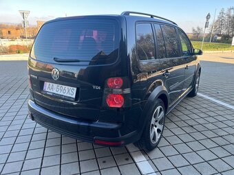 Volkswagen Touran Facelift Cross 1.9tdi - 6