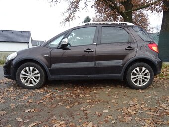Suzuki SX4 2,0 DDiS 4x4 99kW 2x alu kola,tažné,pěkná výb. - 6