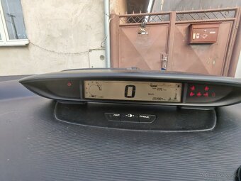 Citroen C4 nepojazdné - 6